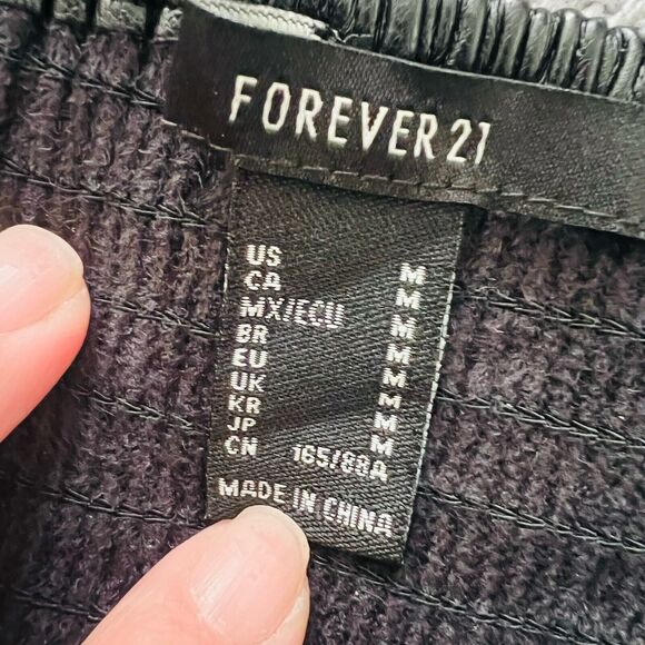 Forever 21 Faux Leather Crop Top Bustier Size Medium Coquette Sexy Cutouts - Picture 5 of 6